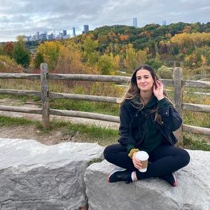 Meet your Posher, Abby